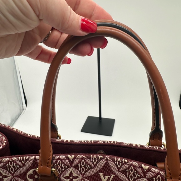 Louis Vuitton On the Go GM Since 1854 EUC - Picture 11 of 15